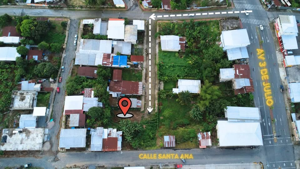 Solar vacío en Av. 3 de Julio y García Moreno, calle A, Lotización Gaibor, diagonal a la Unidad Educativa Tacio Castillo Díaz, a pocos metros del Terminal Terrestre, El Carmen, Manabí